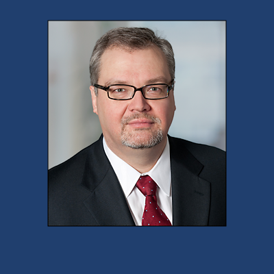 Stephen J. Elliott Headshot Photo