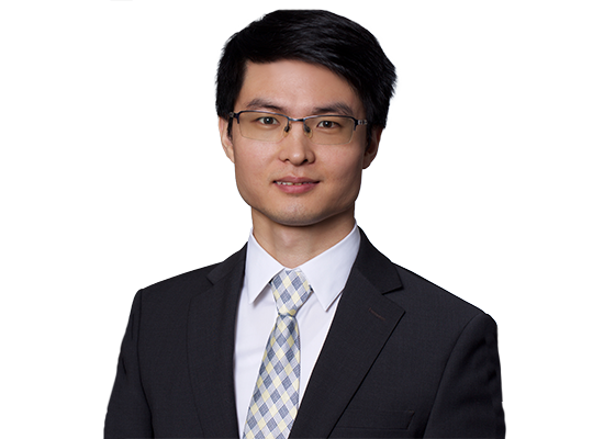 Brian Hu Headshot Photo
