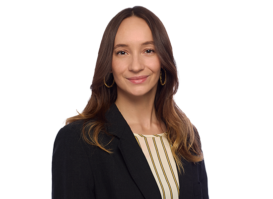 Pauline Le Faou Headshot Photo