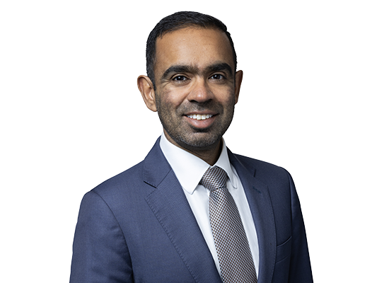 Ian Ferreira Headshot Photo