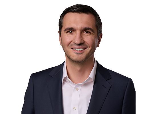 Joze Vranicar Headshot Photo